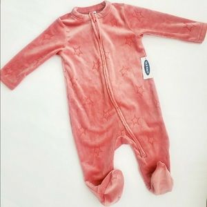 NWT old navy velour footie size 3-6 months